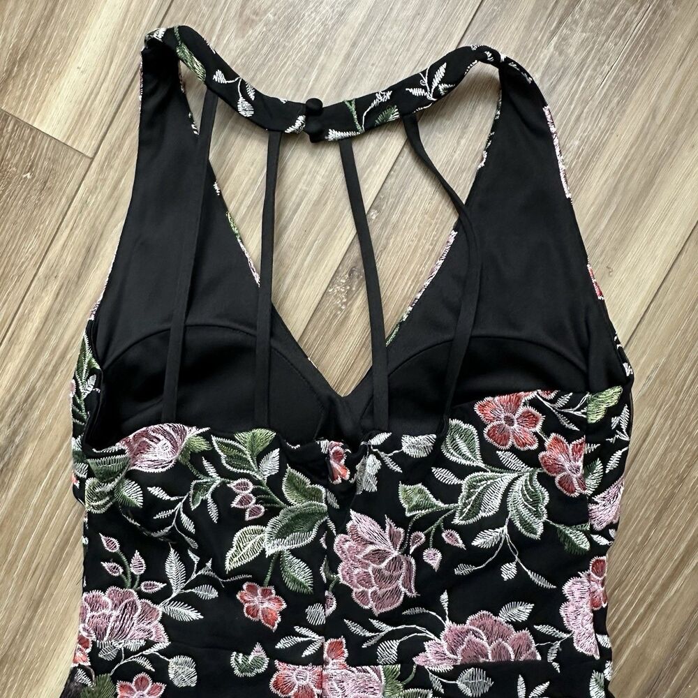 GUESS Women’s Black Floral Embroidered Mesh Sheath Dress | Padded Bust | Size 6 - Picture 8 of 15